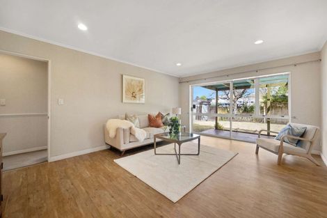 Photo of property in 28 Astoria Place, Northpark, Auckland, 2013