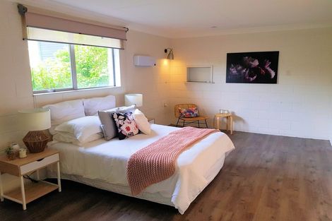 Photo of property in 14 Ranui Crescent, Diamond Harbour, Lyttelton, 8971