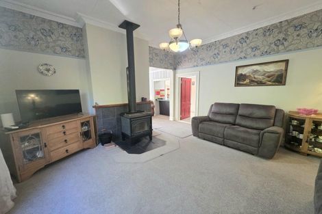 Photo of property in 50 Tees Street, South Hill, Oamaru, 9400
