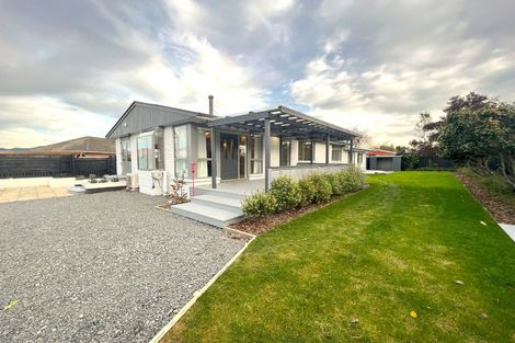 Photo of property in 17 Charles Upham Avenue, Hillmorton, Christchurch, 8025
