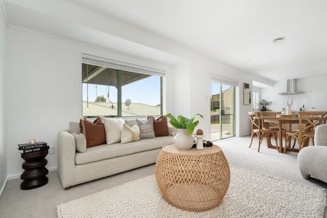 Photo of property in 17b Corinna Street, Welcome Bay, Tauranga, 3112