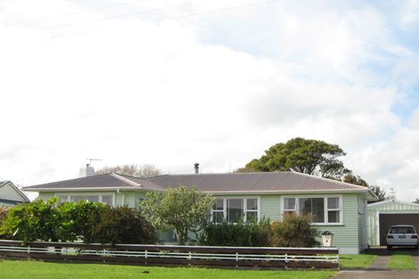 Photo of property in 7 Mcnaughton Street, Waitara, 4320