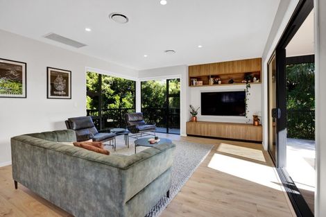 Photo of property in 7 Mackillop Way, Brooklands, New Plymouth, 4310