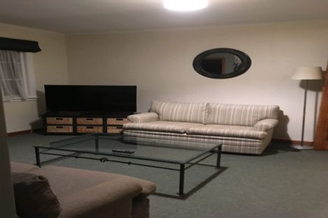 Photo of property in 16 Freyberg Street, Roslyn, Palmerston North, 4414