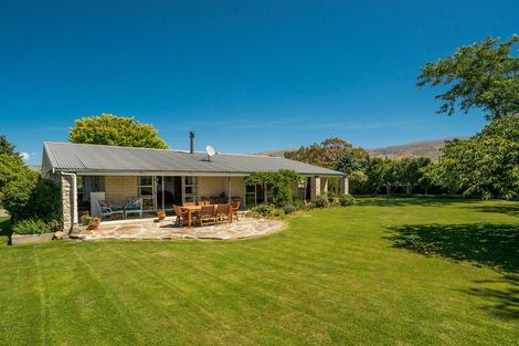 Photo of property in 6 Hall Road, Bannockburn, Cromwell, 9384
