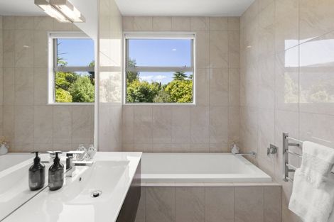 Photo of property in 538 Peninsula Road, Kelvin Heights, Queenstown, 9300