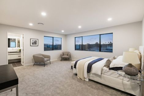 Photo of property in 28 Takurua Terrace, Orewa, 0931