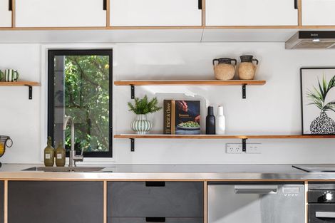 Photo of property in 123 Clarendon Terrace, Woolston, Christchurch, 8023