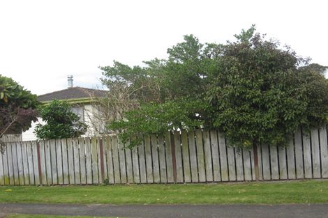 Photo of property in 8 Funnell Place, Manurewa, Auckland, 2102