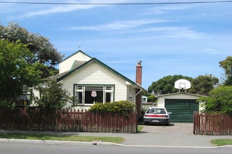 Photo of property in 107 Estuary Road, South New Brighton, Christchurch, 8062
