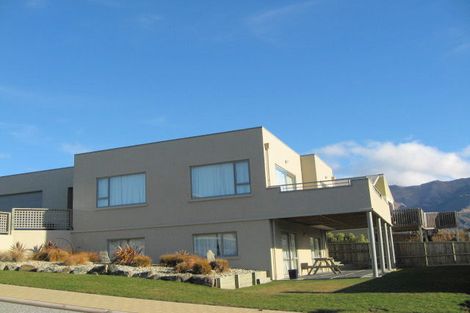 Photo of property in 104b Kings Drive, Wanaka, 9305