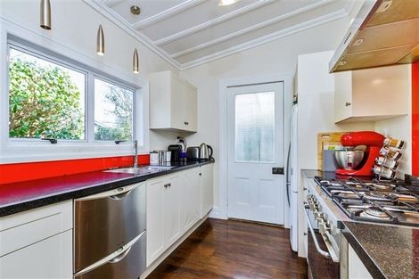 Photo of property in 11 Reimers Avenue, Mount Eden, Auckland, 1024