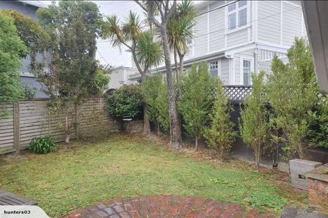 Photo of property in 64 Central Terrace, Kelburn, Wellington, 6012
