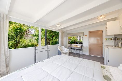 Photo of property in 17 Roslyn Road, Bluff Hill, Napier, 4110