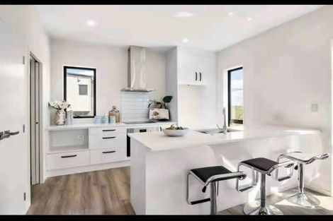 Photo of property in 2/16 Albany Highway, Greenhithe, Auckland, 0632