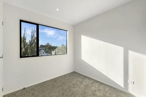 Photo of property in 8/27 Glenorchy Street, Glen Eden, Auckland, 0602