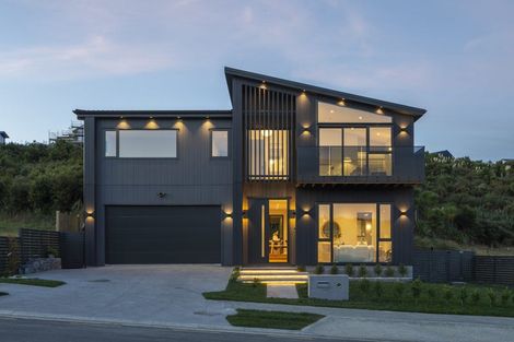 Photo of property in 52 Streamview Way, Long Bay, Auckland, 0630