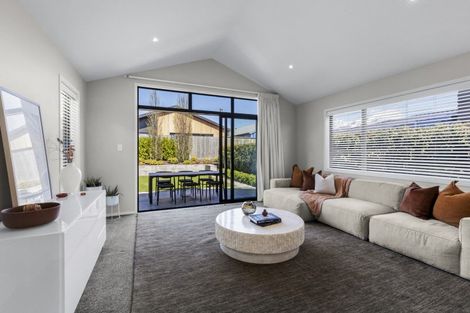 Photo of property in 45 Jack Hanley Drive, Jacks Point, Queenstown, 9371