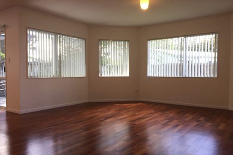 Photo of property in 299a Glengarry Road, Glen Eden, Auckland, 0602