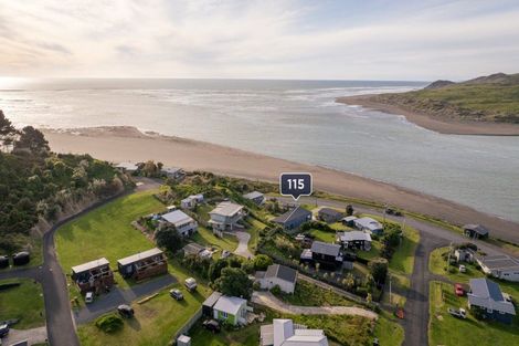 Photo of property in 115 Riria Kereopa Memorial Drive, Raglan, 3297