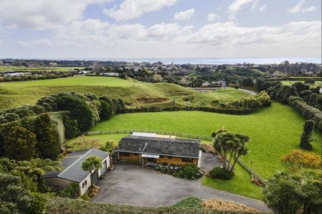 Photo of property in 52 Surrey Hill Road, Kaitake, New Plymouth, 4374