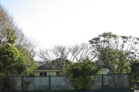 Photo of property in 92 Belt Road, New Plymouth, 4310