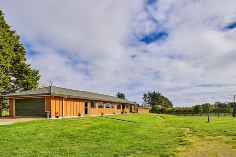 Photo of property in 12 Te Horo Beach Road, Te Horo, Otaki, 5581