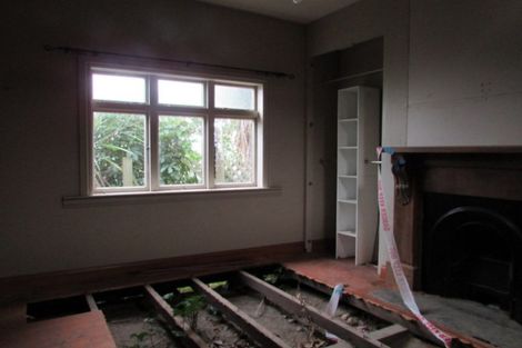 Photo of property in 70 Oxford Street, Lyttelton, 8082