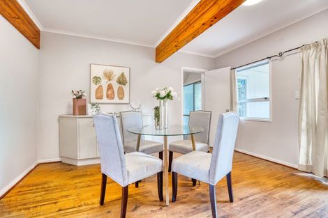 Photo of property in 32 Outlook Road, Greenhithe, Auckland, 0632