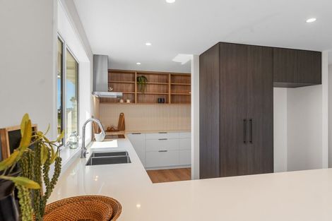 Photo of property in 17 Keri Rua Road, Leamington, 3495