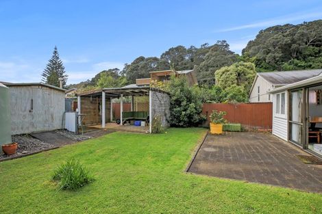 Photo of property in 2a Tatahi Street, Te Puru, Thames, 3575