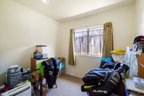 Photo of property in 16a Becroft Drive, Forrest Hill, Auckland, 0620
