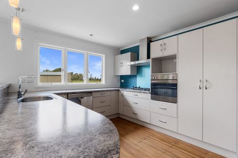 Photo of property in 16 Eureka Road, Eureka, Hamilton, 3287