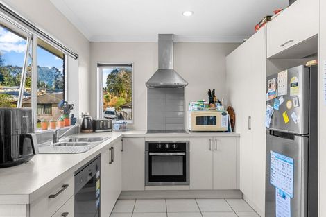 Photo of property in 82 Ridgeway Drive, Te Kamo, Whangarei, 0112