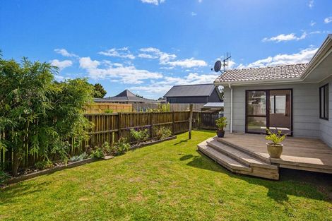 Photo of property in 4 Sharda Grove, Paraparaumu Beach, Paraparaumu, 5032