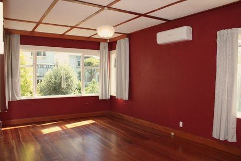 Photo of property in 49 Ribble Street, Island Bay, Wellington, 6023