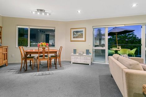 Photo of property in 3/8 Braemar Road, Castor Bay, Auckland, 0620