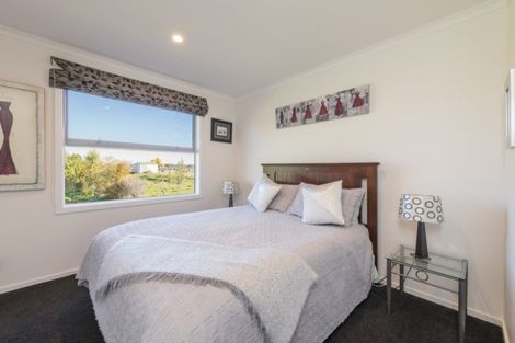 Photo of property in 23 Puketutu Grove, Motueka, 7120