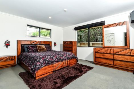 Photo of property in 62 Farnborough Drive, Grandview Heights, Hamilton, 3200