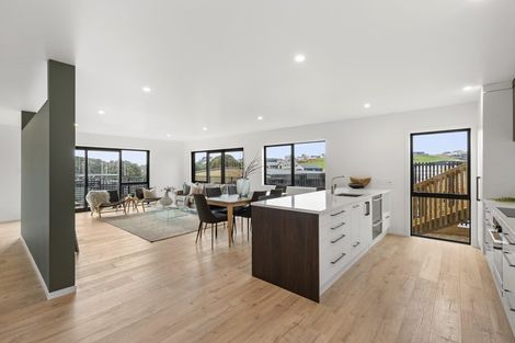 Photo of property in 34 Omahina Street, Raglan, 3225