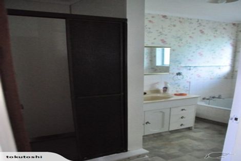 Photo of property in 6 Rajkot Terrace, Broadmeadows, Wellington, 6035