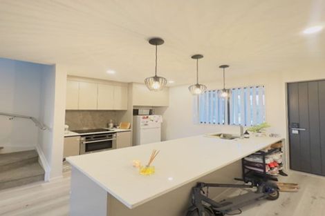 Photo of property in 12 Taiaha Street, Papakura, 2110