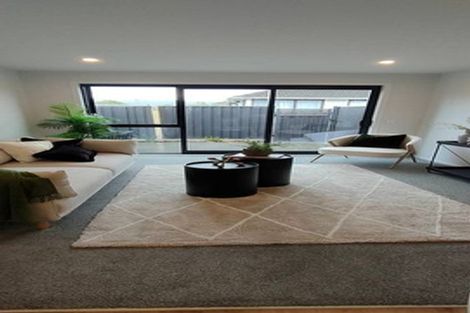 Photo of property in 22b Palmer Crescent, Silverstream, Upper Hutt, 5019