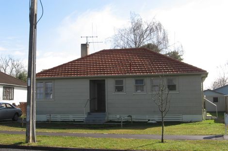 Photo of property in 11 Watts Crescent, Hamilton East, Hamilton, 3216