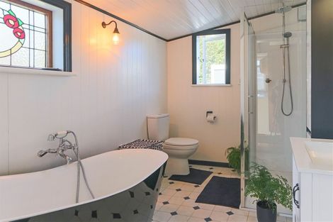 Photo of property in 17 Miro Street, Inglewood, 4330