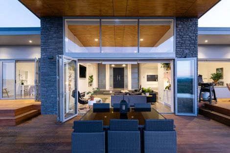 Photo of property in 525 Clevedon Kawakawa Road, Clevedon, 2585