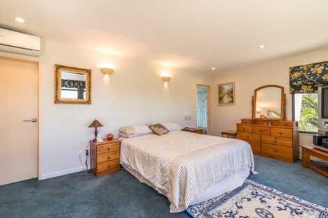 Photo of property in 35 Major Aitken Drive, Huntsbury, Christchurch, 8022