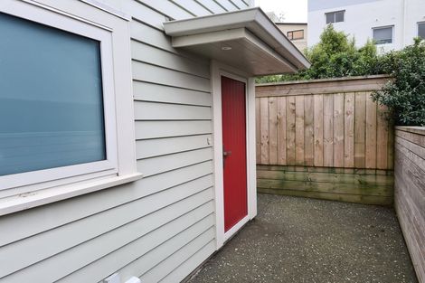 Photo of property in 6a Saint Mary Street, Thorndon, Wellington, 6011