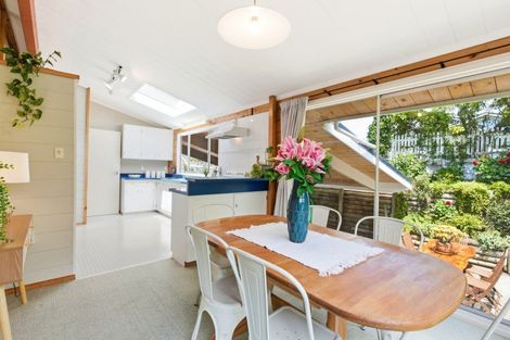 Photo of property in 69a Cashmere Avenue, Khandallah, Wellington, 6035