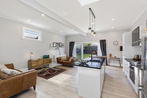 Photo of property in 18 Bolton Street, Petone, Lower Hutt, 5012